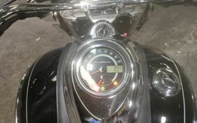 TRIUMPH ROCKET III CLASSIC 2010 LC4035