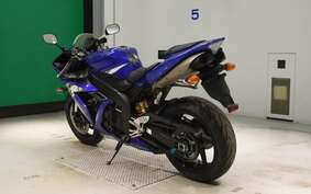 YAMAHA YZF-R1 2004 RN13