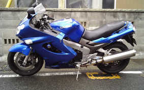 KAWASAKI ZZ1200 NINJA R 2002 ZXT20C