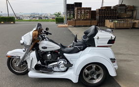 HARLEY FLHTCU トライク 2013 FCM