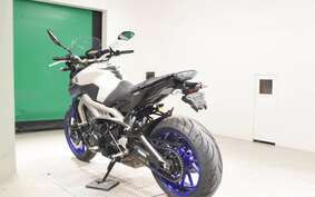 YAMAHA MT-09 A 2015 RN34J