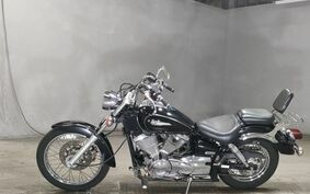 YAMAHA DRAGSTAR 250 VG02J