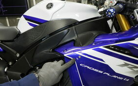 YAMAHA YZF-R1 2014 RN23