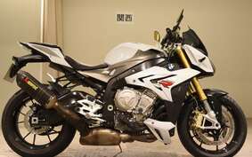 BMW S1000R 2015 0D02