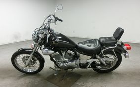 YAMAHA VIRAGO 250 3DM