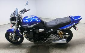 YAMAHA XJR1300 2002 RP03J