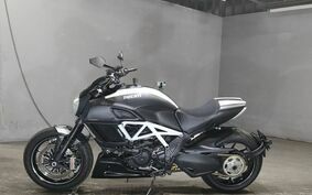 DUCATI DIAVEL Carbon 2016 G105JA