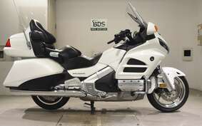 HONDA GL 1800 GOLD WING 2013 SC68