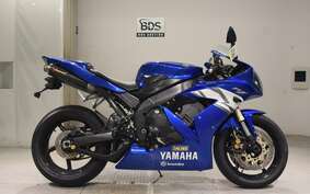 YAMAHA YZF-R1 2004