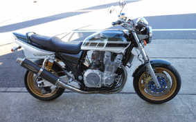 YAMAHA XJR1300 1998 RP01J