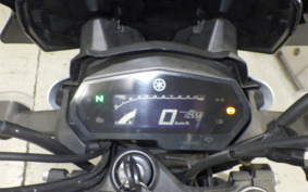 YAMAHA FZS25