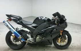 KAWASAKI ZX 10 NINJA R 2004 ZXT00C