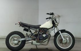 YAMAHA TW225 DG09J