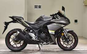 YAMAHA YZF-R25 A RG10J