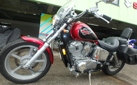 HONDA SHADOW 1100 1994 SC18