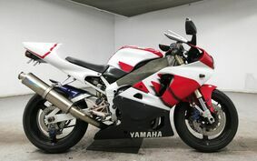 YAMAHA YZF-R1 1999 RN01