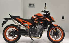 KTM 890 DUKE GP 2023 TU940