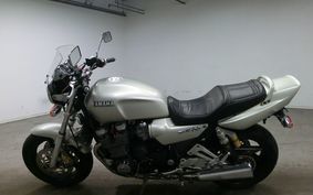 YAMAHA XJR1200 1995 4KG