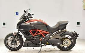 DUCATI DIAVEL Carbon 2013 G100A