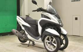 YAMAHA TRICITY 125 SE82J