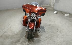 HARLEY FLHTCUSE 1800CVO 2010 PR8