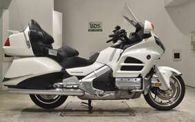 HONDA GL 1800 GOLD WING AIRBAG NAVI 2014 SC68