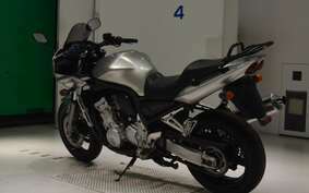 YAMAHA FZS1000 FAZER 2003