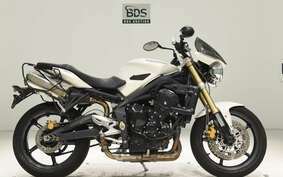 TRIUMPH STREET TRIPLE 2011