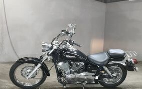 YAMAHA DRAGSTAR 125 VE01