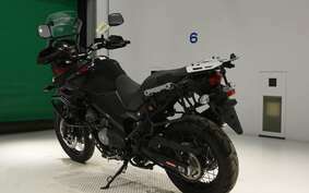 SUZUKI DL650 ( V-Strom 650 ) 2021 C733A