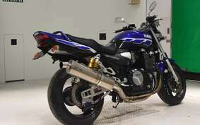 YAMAHA XJR1300 2000 RP03J