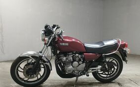 YAMAHA XJ550 4V8