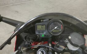 YAMAHA YZF-R1 1999 RN01