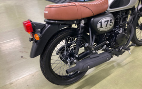 KAWASAKI W175 TR SE BJ175A