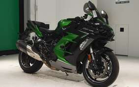 KAWASAKI NINJA H2 SX SE 2022 ZXT02P