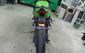 KAWASAKI ZX-25R ZX250E