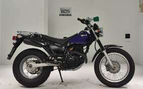 YAMAHA TW125 DE05