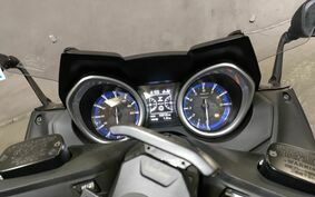 YAMAHA T-MAX 530 DX 2019 SJ15J