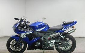 YAMAHA YZF-R6 2004 RJ09