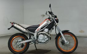 YAMAHA TRICKER DG16J