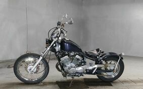 YAMAHA VIRAGO 250 3DM