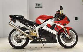 YAMAHA YZF-R1 2000 RN04