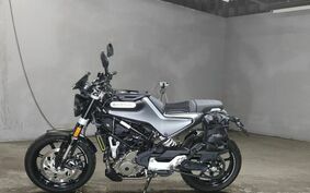 HUSQVARNA スヴァルトピレン250 JUD