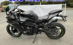 KAWASAKI ZX-25R ZX250E