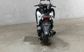 YAMAHA TRICITY 125 SE82J