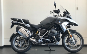 BMW R1100R 2023 0M01