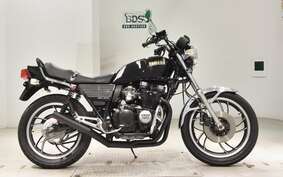 YAMAHA XJ550 2023 4V8