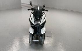 YAMAHA TRICITY 125 SE82J