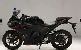 YAMAHA YZF-R25 RG10J