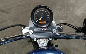 HARLEY XL883 2005 CAM